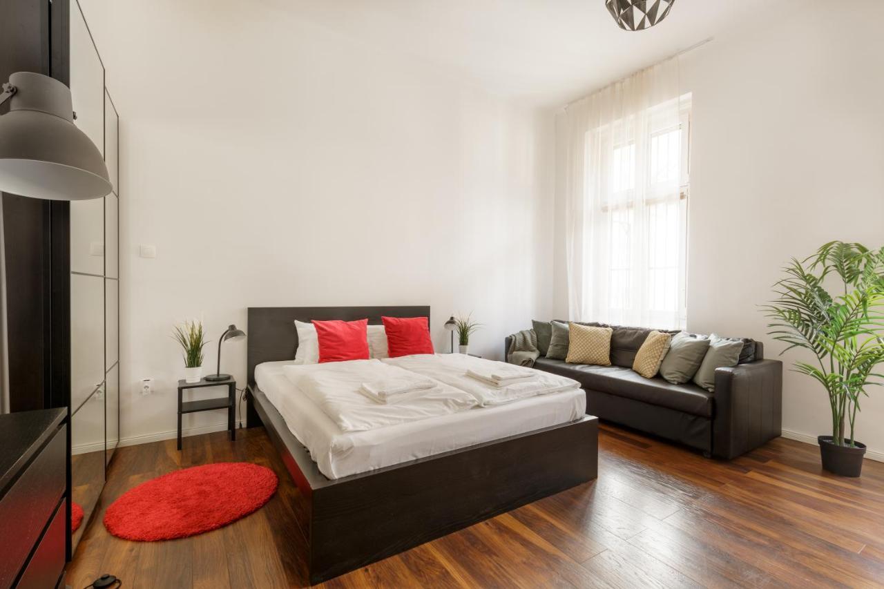 Apartmán Red Dot Two - New Unit In The Heart Of Party Town Budapešť Exteriér fotografie