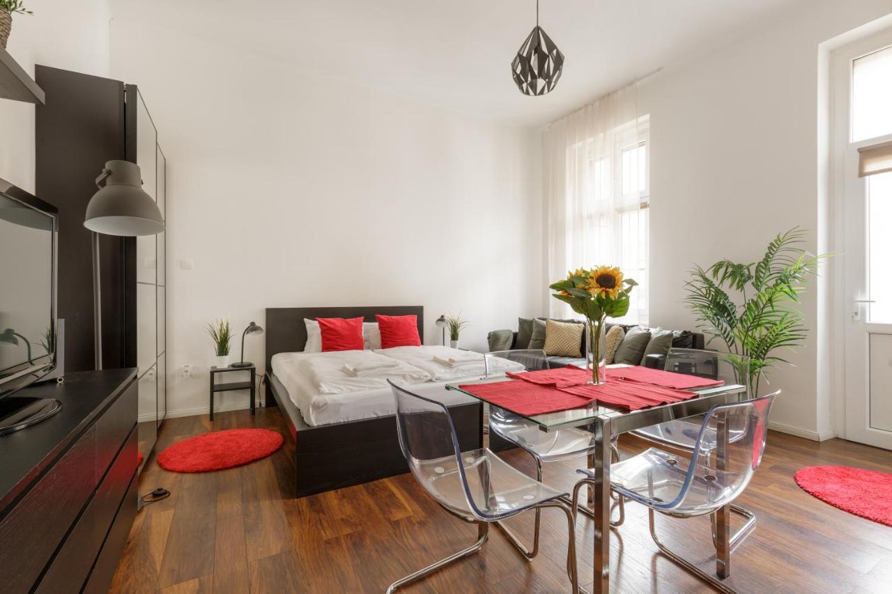 Apartmán Red Dot Two - New Unit In The Heart Of Party Town Budapešť Exteriér fotografie